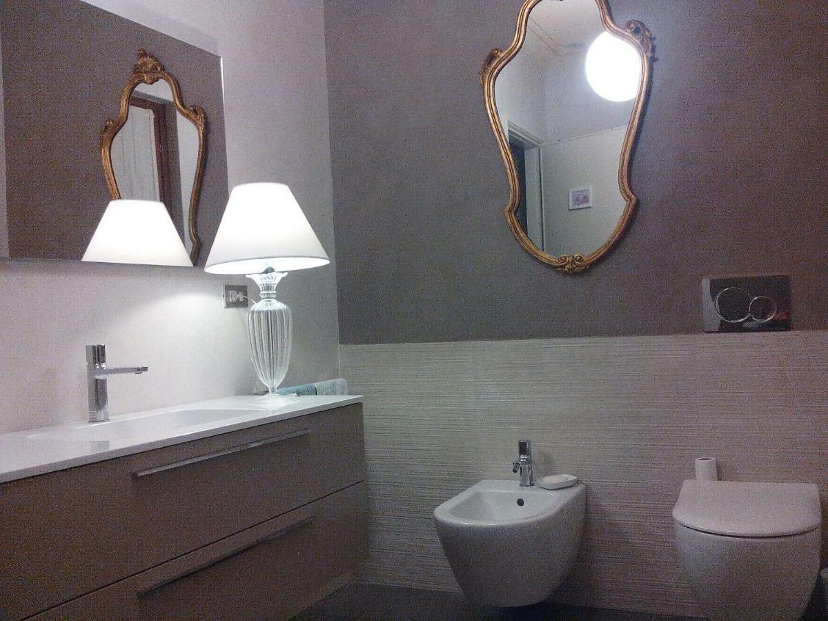 スルツァーノ Porto Franco Bed & Breakfast エクステリア 写真